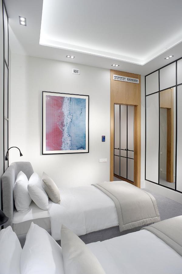 אסטנה Neos Hotel מראה חיצוני תמונה