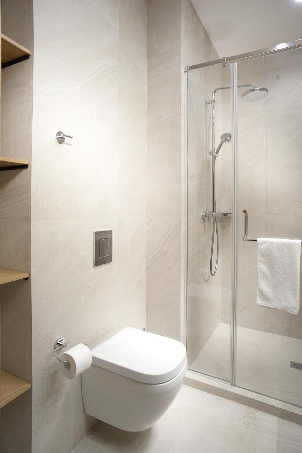 אסטנה Neos Hotel מראה חיצוני תמונה