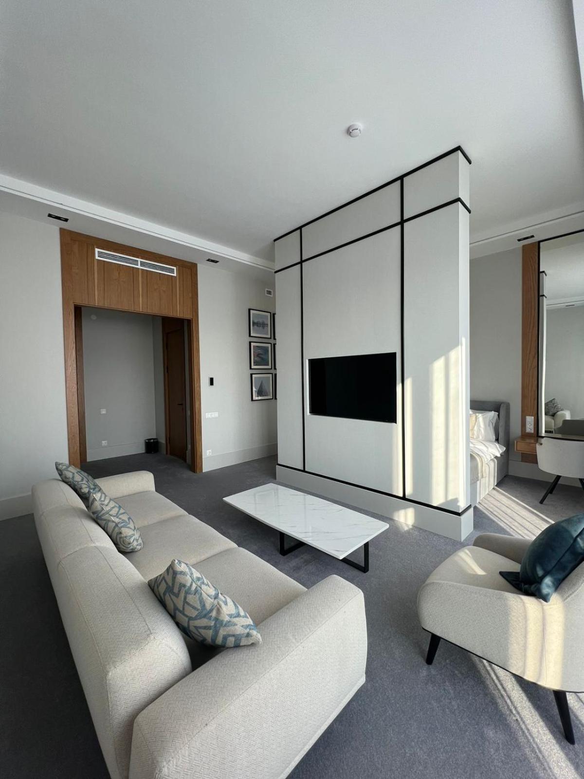 אסטנה Neos Hotel מראה חיצוני תמונה